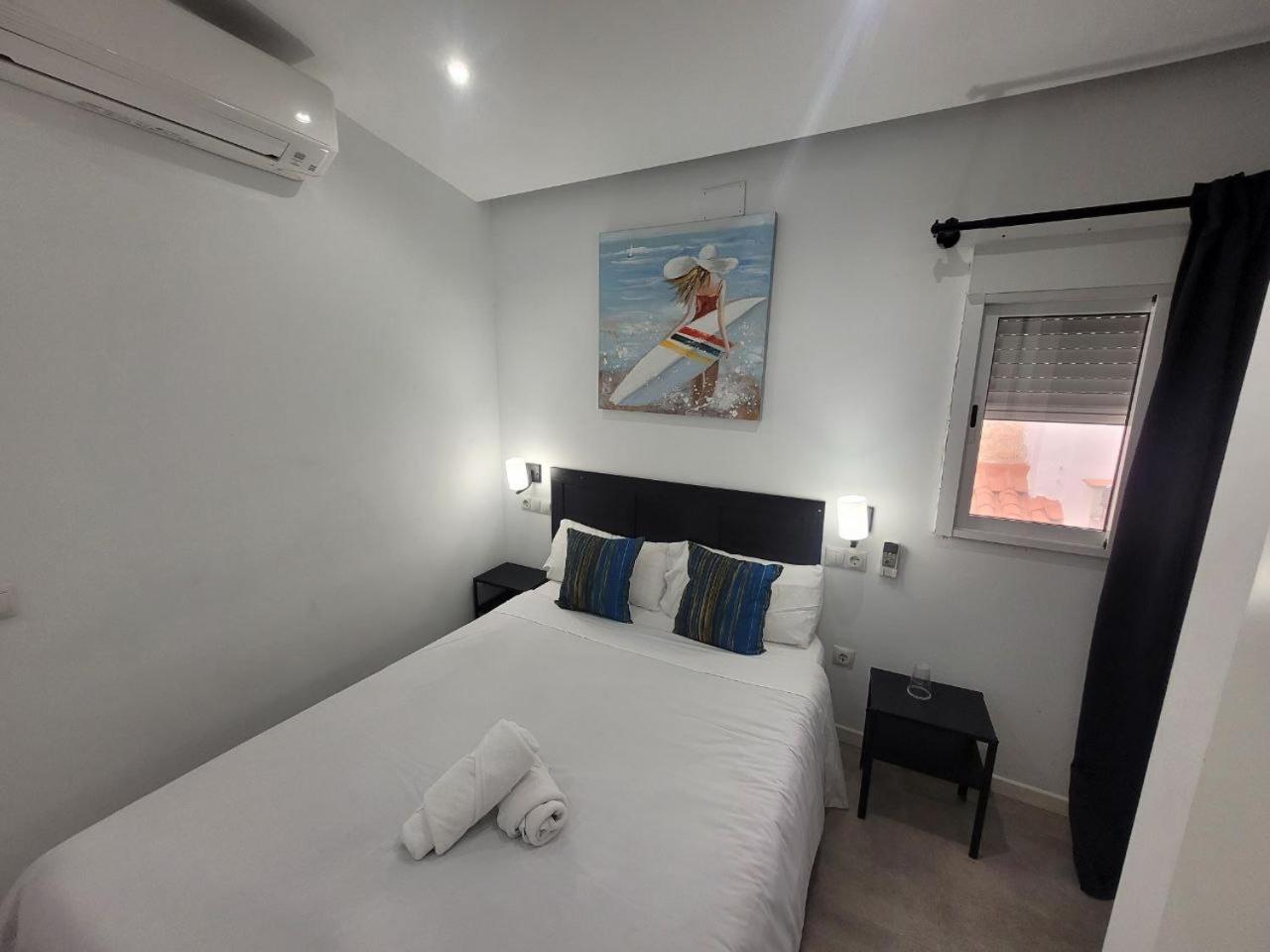 Ayz Frailes - Auto Check-In Property (Adults Only) Málaga Exteriör bild
