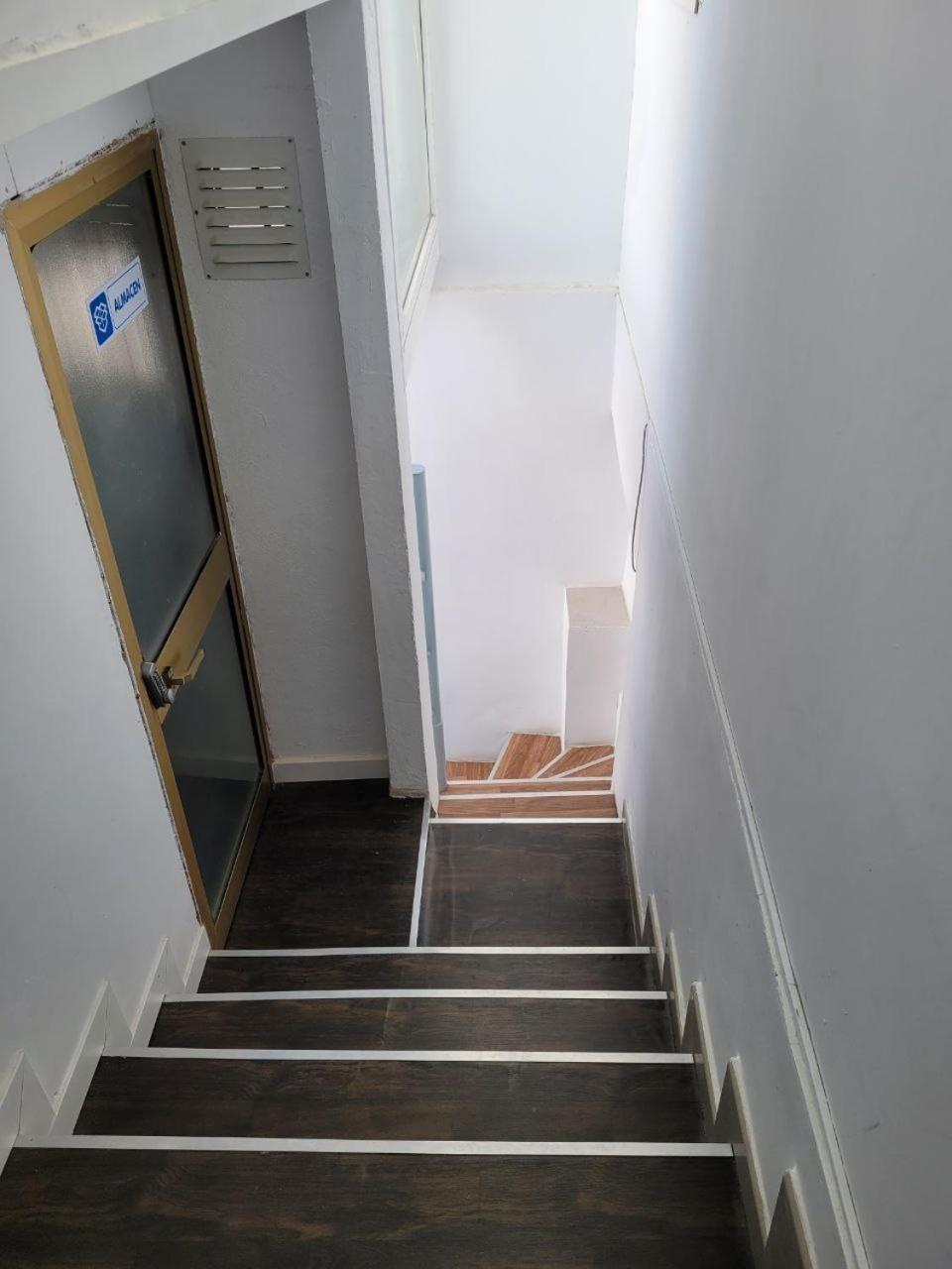 Ayz Frailes - Auto Check-In Property (Adults Only) Málaga Exteriör bild